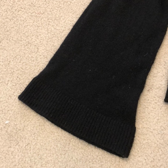 Sweater - Picture 3 of 3